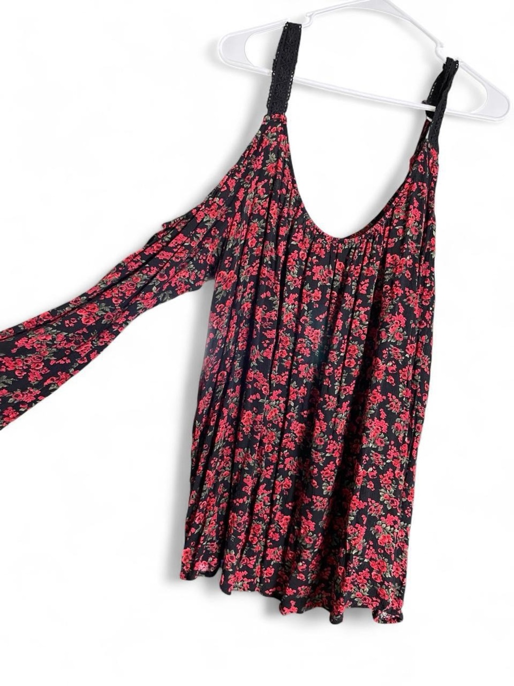 Torrid Floral Cold-Shoulder Crochet Strap Top 3x